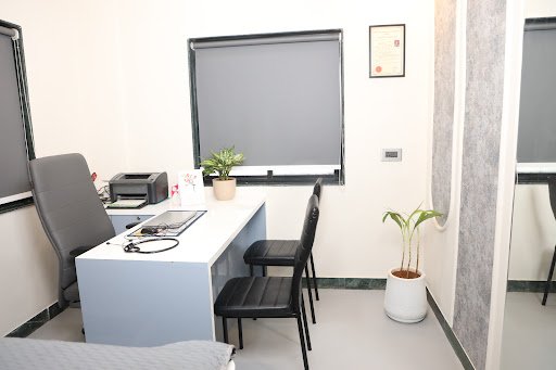 Treatment planning at Yuga's Aesthetic Clinic