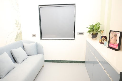 Comfortable waiting area at Yuga's Aesthetic Clinic